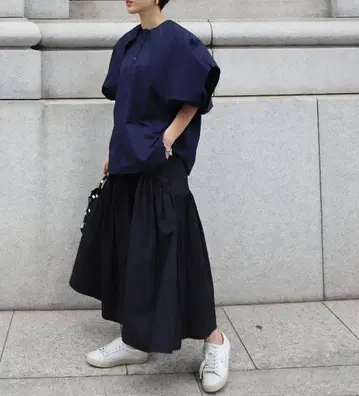Machatt 요크 볼륨 슬리브 네이비 벌룬
