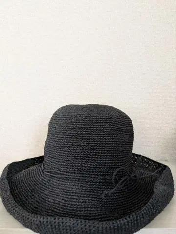 FAVORIE 블랙 밀짚모자 S 사이즈