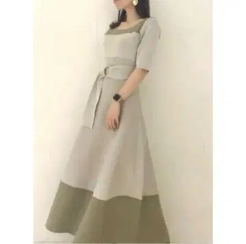 rienda 바이컬러 플레어 원피스