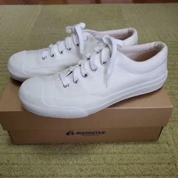 moonstar 화이트 로우 컷 스니커즈 23cm