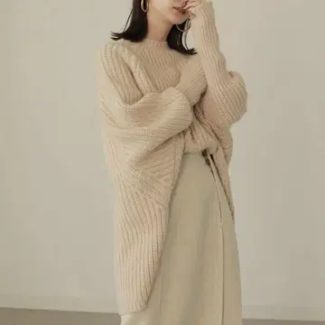 로렌 빅 실루엣 니트 풀오버