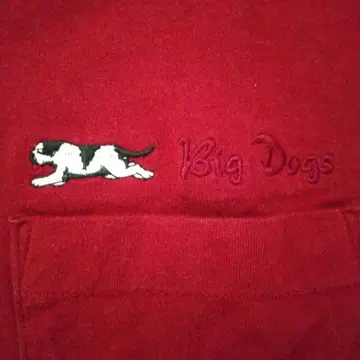 Big Dogs 레드 티셔츠 포켓 부착