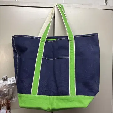 네이비와 그린 캔버스 토트백