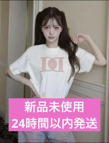 Darich 다리치 퀼팅 아플리케 비쥬 티셔츠 화이트