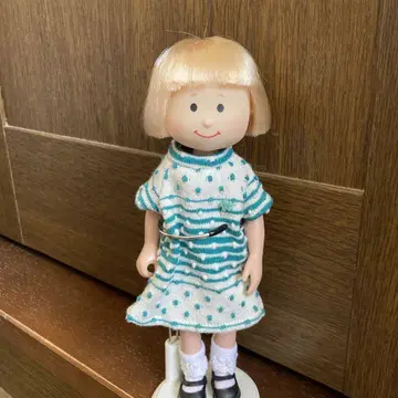 마들렌 인형 니콜