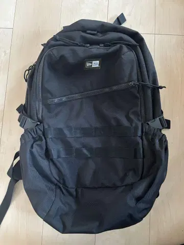 뉴에라 블랙 백팩 33L