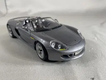 Y13 마이스트 포르쉐 까레라 GT 1/18 미니카
