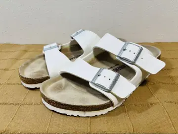 BIRKENSTOCK 애리조나 화이트 샌들 42/27.0
