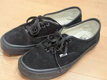 VANS AUTHENTIC PIG SUEDE 블랙 26 5cm