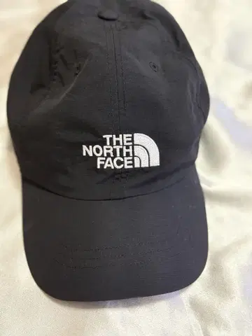 THE NORTH FACE 블랙 야구 모자