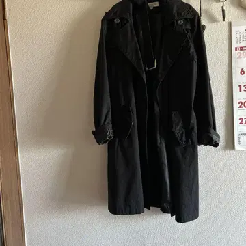 블랙 세미 롱 코트 XL