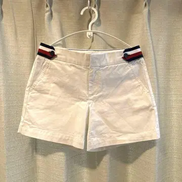타미힐피거 화이트 숏팬츠