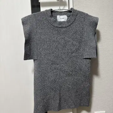 clane 슬리브리스 상의