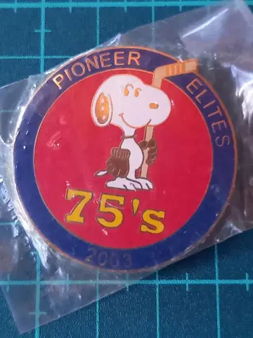 하키 스누피 핀 배지 75's 2003년