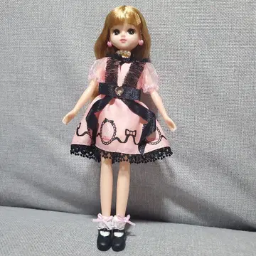 리카짱 인형 본체 핑크 드레스