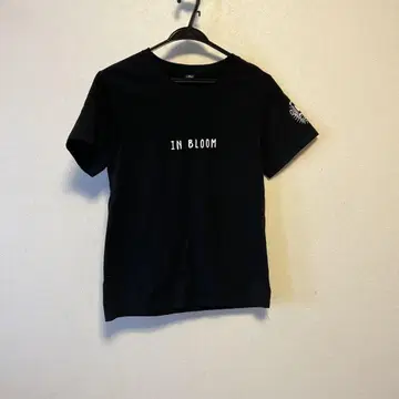 BTS 티셔츠