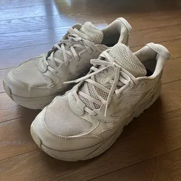 호카오네오네 클리프톤 L 28cm