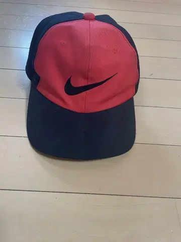 Nike 레드 블랙 캡