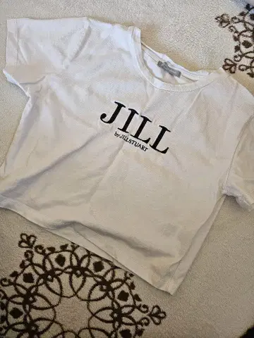 JILL by JILL STUART 크롭 티셔츠