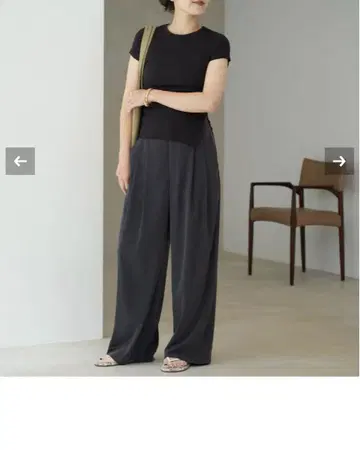 Plage le / 루 SIDE BUTTON SLIT 상의