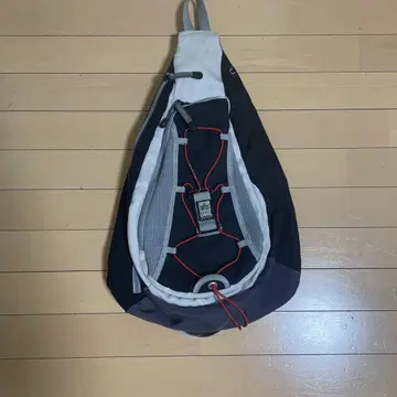 바디 백   블랙과 그레이