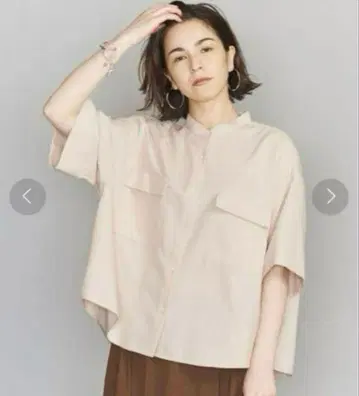UNITED ARROWS 밴드 카라 5부 소매 셔츠
