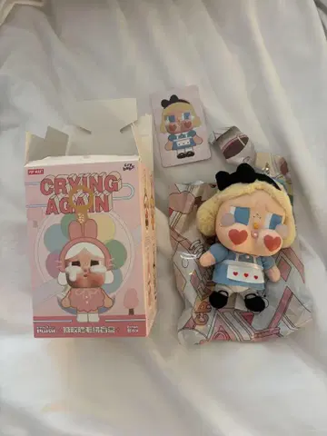크라이 베이비 crybaby popmart