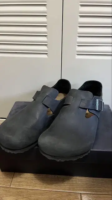 BIRKENSTOCK LONDON 버켄스탁 런던 26
