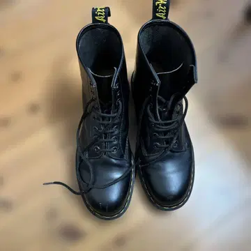 닥터 마틴스 UK9 27cm