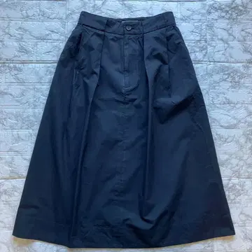 새상품급 24SS 마가렛 호웰 실크 POPLIN 롱 스커트 블랙