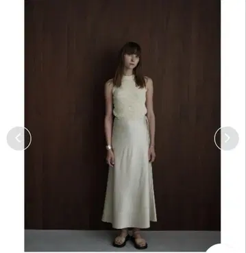 CLANE LOW WAIST SATIN SKIRT 클라네 롱 스커트