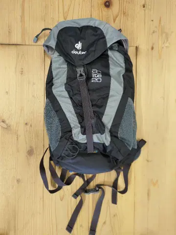 도이터 ac lite 20 백팩
