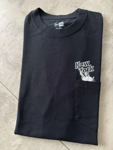 New Era New York 포켓 티셔츠