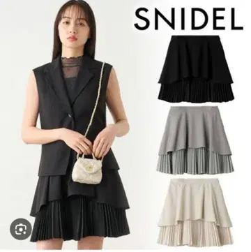 SNIDEL 블랙 플리츠 스커트
