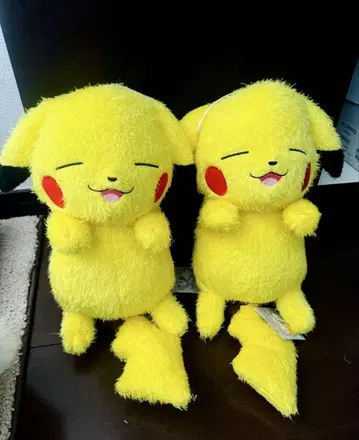 피카츄 봉제 인형 2개 세트 약 30cm