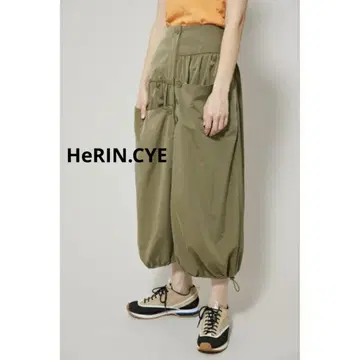 택 포함 미사용 HeRIN.CYE 벌룬 스커트