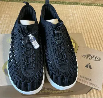 KEEN UNEEK O3 블랙 유니크 오스리