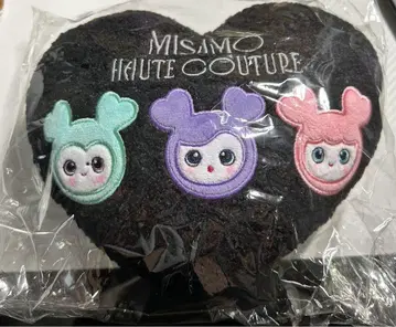 MISAMO HAUTE COUTURE 하트 모양의 봉제 인형