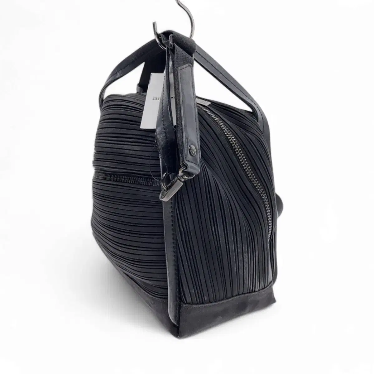 PLEATS PLEASE　ショルダーバッグ PLEATS PLEASE ISSEY MIYAKE - PLEATS PLEASE(プリーツプリーズ