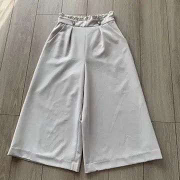 PROPORTION BODY DRESSING 라인 가우초 팬츠 고급