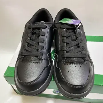 미사용 새상품 윔블던 테니스화 스니커즈 22.0EEE 블랙