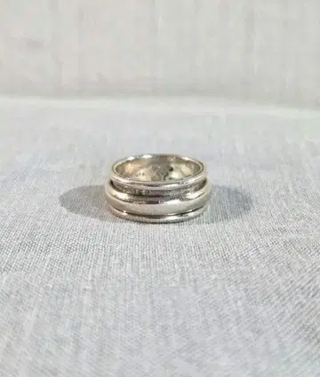 ebure에서 구매 Sapir Bachar 사피아 바샤르 실버 반지