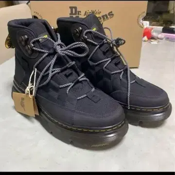 닥터마틴 BOURY black/black UK9 새상품