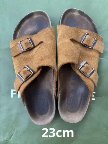 BIRKENSTOCK 브라운 스웨이드 샌들 취리히 36