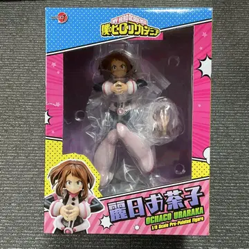 우라라카 오챠코 1/8 스케일 피규어