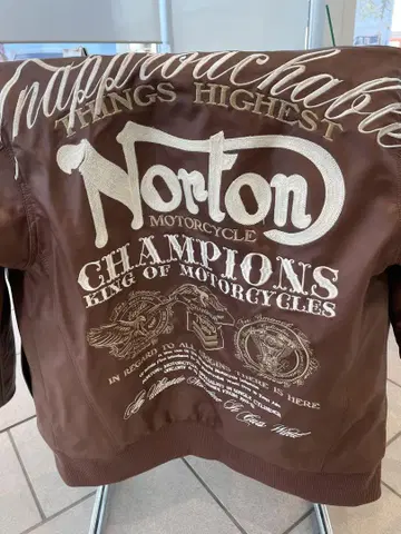 초레어 Norton Motorcycle MA1 자수 자켓