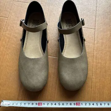 그레이 스트랩 플랫슈즈 L 사이즈 (약 23.5cm~24cm)