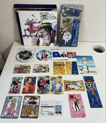 원피스 ONEPIECE 굿즈 묶음 판매 상디 밀짚모자 일당