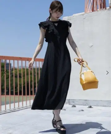 MAJESTIC LEGON 프론트 오픈 프릴 원피스 M 블랙 검정