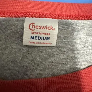 Cheswick Road Runner M 사이즈 7부 소매 티셔츠